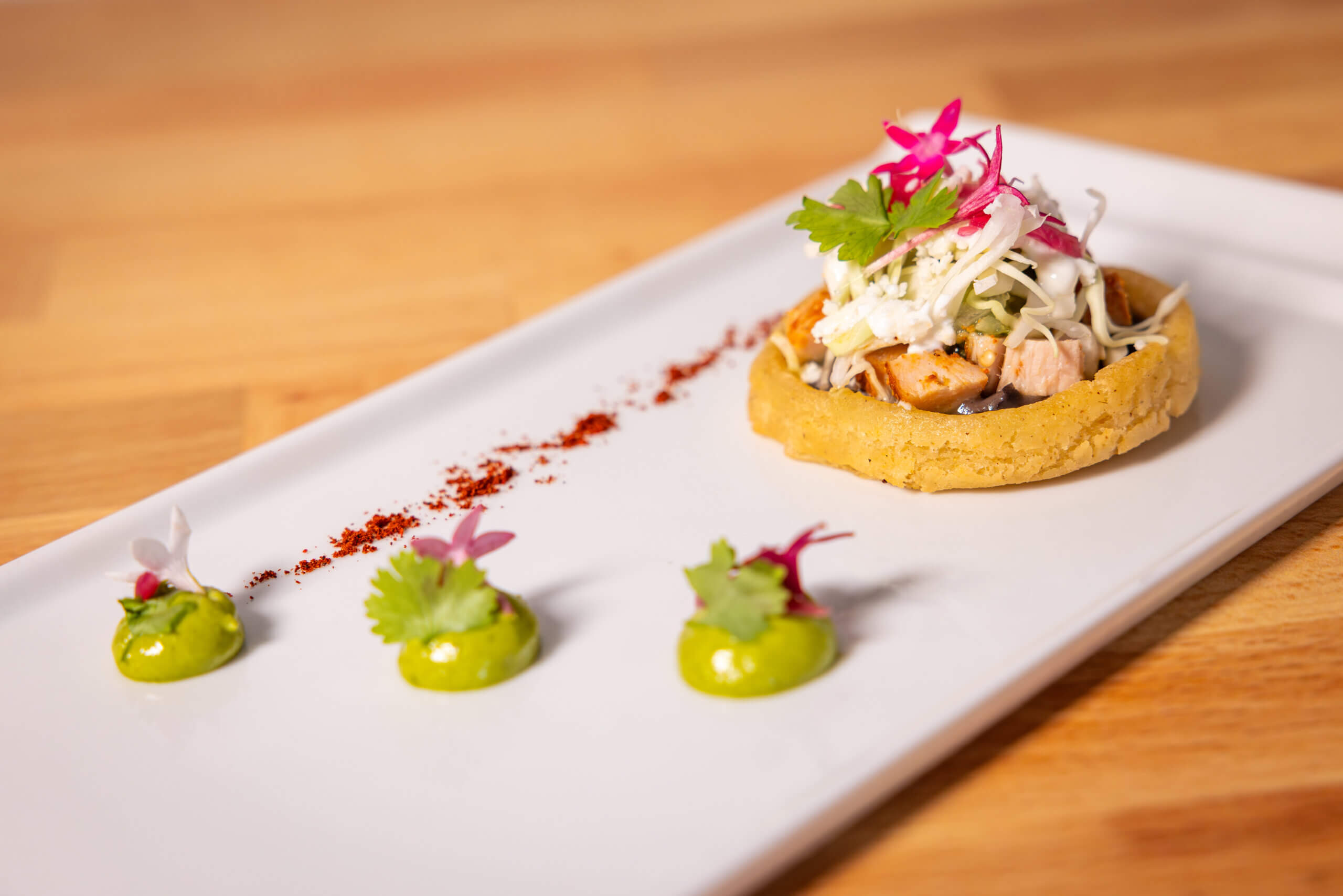 Rosa Mexicano (Sopes de Pollo)
